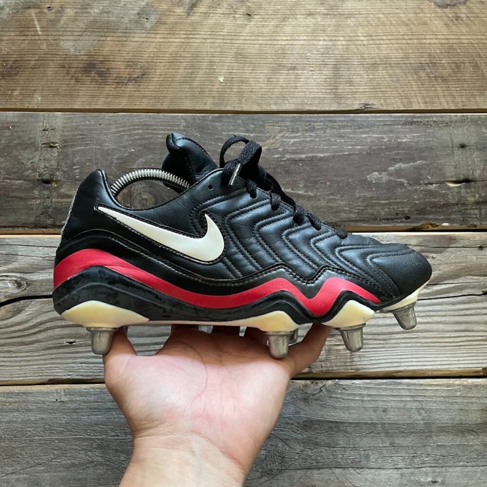 New Men Vintage Nike Rugby XV Black Red Cleats Shoes